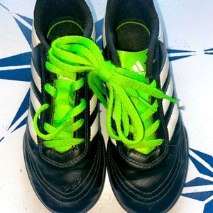 Boys Size 1 Adidas Soccer Cleats